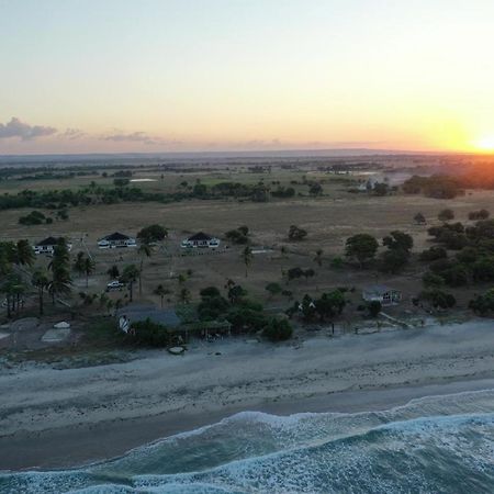 Wera Beach Kadumbul Екстер'єр фото